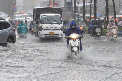 Thời tiết ngày 3-5: Bắc Bộ mưa to diện rộng, Nam Bộ nắng nóng