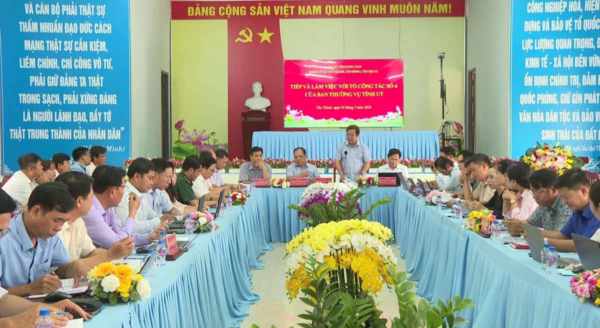 Tổ công tác của Ban Thường vụ Tỉnh ủy Đồng Tháp làm việc với các xã biên giới