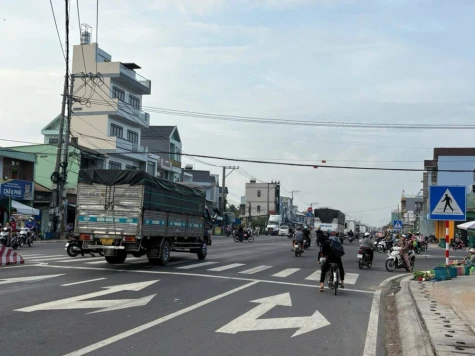 Đồng Tháp: Đầu tư khoảng 14,9 tỷ đồng xử lý bất cập an toàn giao thông