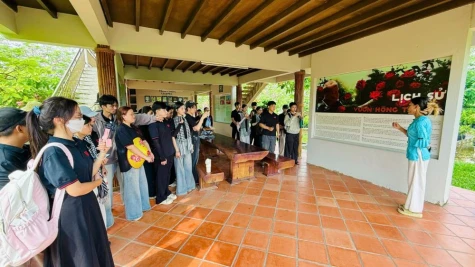 Sinh viên TP. Hồ Chí Minh nghiên cứu thực tế văn hóa, tôn giáo và du lịch cộng đồng tại Sa Đéc