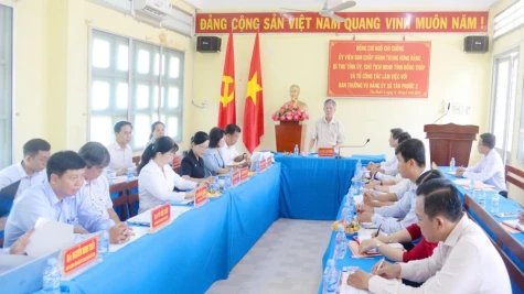 Bí thư Tỉnh ủy Ngô Chí Cường làm việc với xã Tân Phước 2