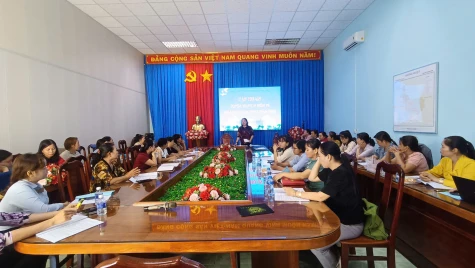 Đồng Tháp: Đẩy mạnh tuyên truyền về công tác gia đình và phòng chống bạo lực gia đình