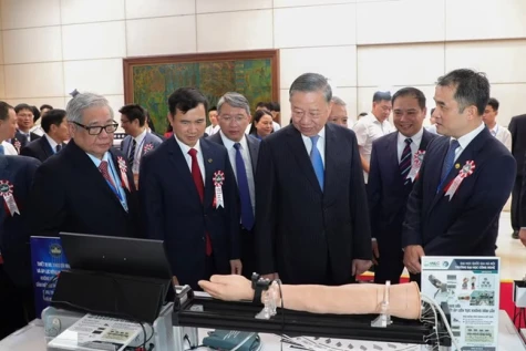 Khát vọng hùng cường và tầm nhìn mới về đại học