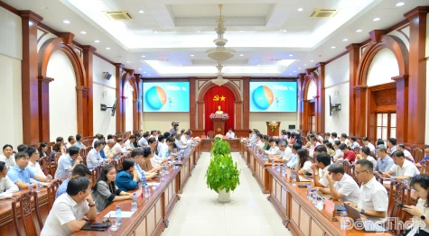 Đồng Tháp: Bàn giải pháp xây dựng mô hình tăng trưởng mới