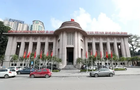 Giữ ổn định lãi suất ở mức thấp để hỗ trợ tăng trưởng kinh tế
