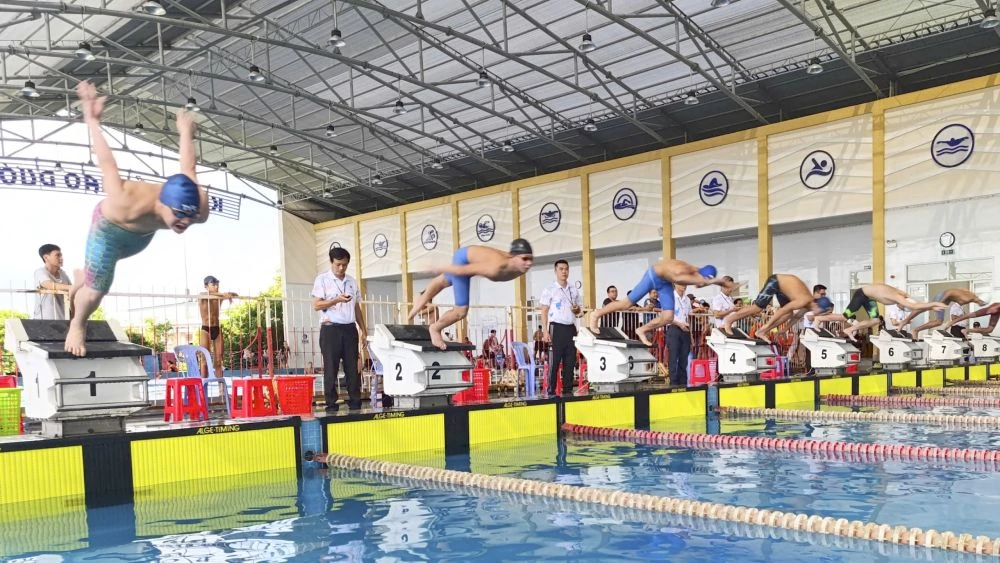 Gần 500 VĐV tham gia Giải Bơi - Giải Lặn vô địch các nhóm tuổi quốc gia năm 2026