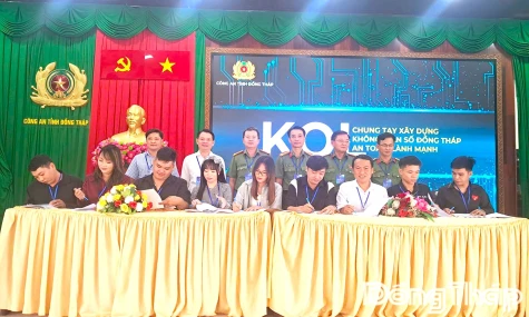 Bài 1: Không để tin giả dẫn dắt dư luận