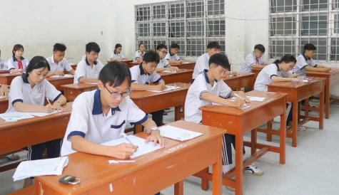 Đề thi tuyển sinh lớp 10 các môn Tiếng Anh, Toán vừa sức, có sự phân hóa thí sinh