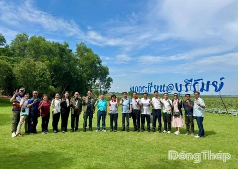 Đoàn công tác tỉnh Đồng Tháp tham quan, làm việc tại Trung tâm học tập đất ngập nước và sếu đầu đỏ Buriam, Thái Lan