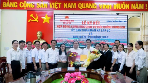 Xã Lấp Vò và Bưu điện tỉnh Đồng Tháp: Ký kết cung ứng dịch vụ bưu chính công ích