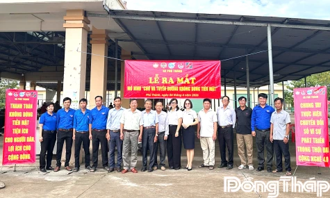 Xã Phú Thành: Ra mắt các mô hình không dùng tiền mặt