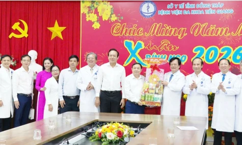 Đồng Tháp bảo đảm tốt công tác bảo vệ, 
chăm sóc sức khỏe cán bộ