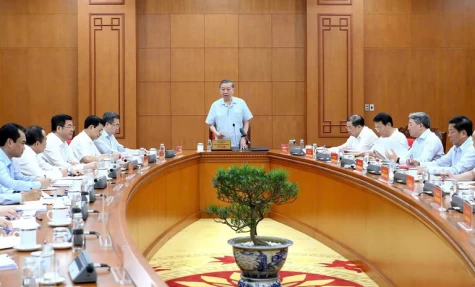 Xây dựng mô hình quản trị biển hiện đại dựa trên khoa học, công nghệ và dữ liệu