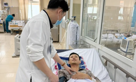 Kịp thời cứu sống người đàn ông bị sét đánh trên bãi nghêu