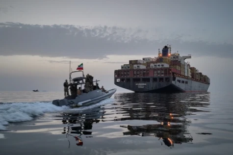Iran đóng eo biển Hormuz