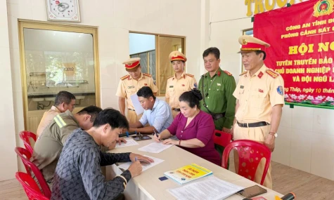 Nâng cao ý thức an toàn giao thông cho đội ngũ lái xe doanh nghiệp vận tải