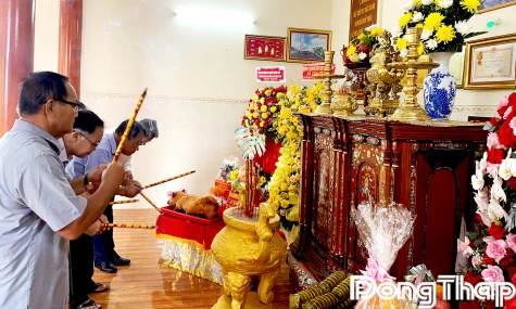 Xã Vĩnh Hựu: Lễ dâng hương Mẹ Việt Nam Anh hùng - Anh hùng Lực lượng vũ trang nhân dân - Liệt sĩ Nguyễn Thị Bảy
