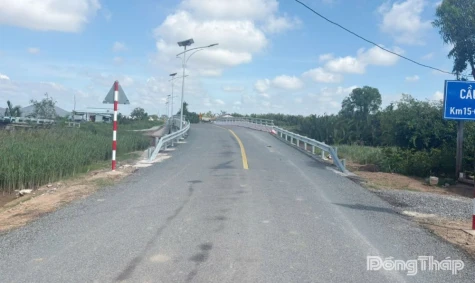 Nghiệm thu, đưa vào sử dụng Dự án Đường huyện 83
