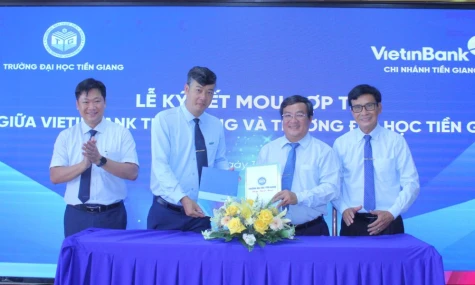 Trường Đại học Tiền Giang và VietinBank Tiền Giang ký kết hợp tác đào tạo nguồn nhân lực