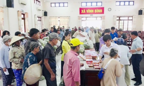 Khơi dậy sức dân từ những việc thiết thực