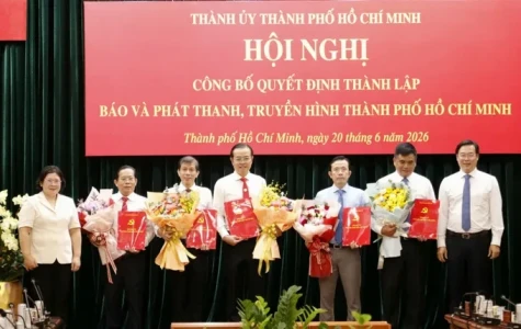 Đồng chí Lê Văn Minh làm Tổng Giám đốc Cơ quan Báo và Phát thanh, Truyền hình TPHCM