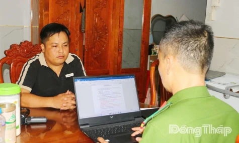 Tàng trữ súng, buôn bán sim kích hoạt sẵn thu lợi bất chính 1 tỷ đồng