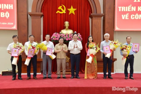 Đồng Tháp: Bổ nhiệm lãnh đạo 3 ban quản lý dự án chuyên ngành và Trung tâm Phát triển Quỹ đất tỉnh