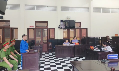 15 năm tù về tội "lừa đảo chiếm đoạt tài sản"