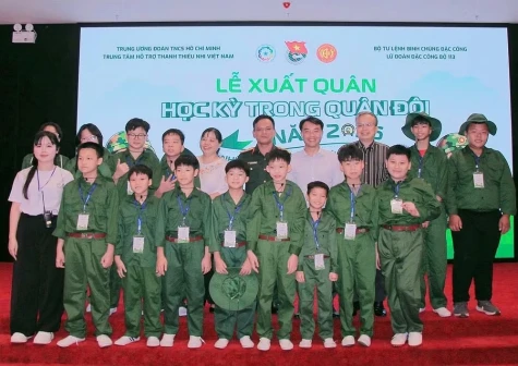 Tổ chức "Học kỳ trong quân đội" tại một trong các đơn vị đặc công tinh nhuệ nhất