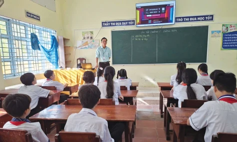 Xã Phú Hựu:  Quyết tâm đưa chuyển đổi số vào từng lĩnh vực