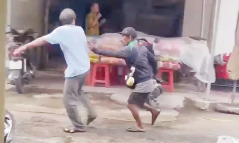 Bắt nghi phạm đâm chết người do mâu thuẫn khi bán vé số
