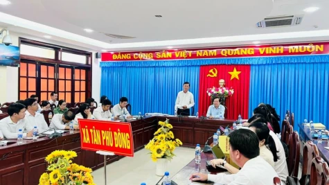 Đại biểu HĐND tỉnh: Thảo luận các nội dung trình Kỳ họp thường lệ giữa năm 2026