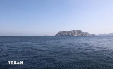 Vấn đề kiểm soát Eo biển Hormuz thêm "nóng" trước thềm đàm phán tại Doha