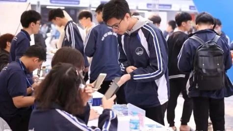 Đề xuất nâng mức vay tín dụng học sinh, sinh viên lên 8 triệu đồng/tháng