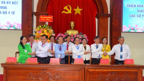 Ký kết giao ước thi đua Cụm thi đua các Sở Y tế số 6 năm 2026