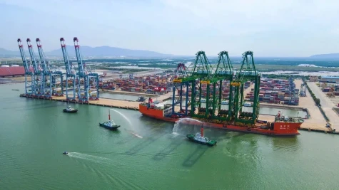 Vượt “cửa ải” để giữ đà tăng trưởng