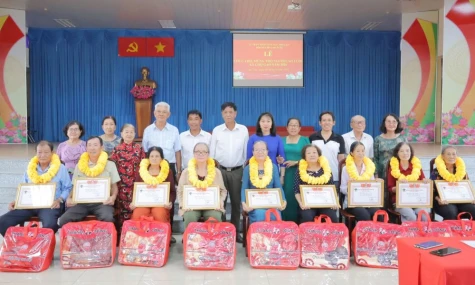 Phát huy vai trò “Tuổi cao - Gương sáng” trong giai đoạn mới