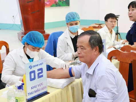 Triển khai thu mẫu sinh phẩm ADN thân nhân liệt sĩ chưa xác định thông tin tại xã Tháp Mười