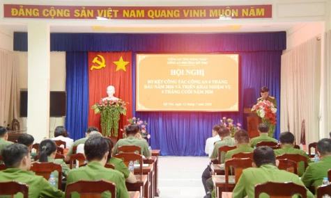 Thiếu tướng Lâm Phước Nguyên: Công an phường Mỹ Tho cần đoàn kết, dám nghĩ, dám làm vì lợi ích chung