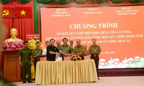 Đồng Tháp: Ký kết Quy chế phối hợp bảo đảm an ninh trật tự