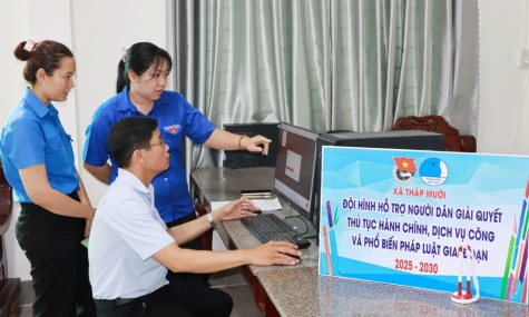 Xã Tháp Mười: Đưa dịch vụ công trực tuyến đến gần dân
