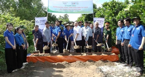 Xã Hòa Long: Khởi công công trình nâng cấp đường nông thôn và trao Nhà nhân ái