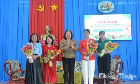 Chia sẻ kinh nghiệm hỗ trợ phụ nữ phát triển kinh tế, giảm nghèo bền vững