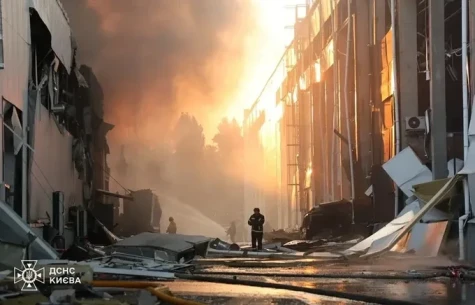 Nhiều vụ nổ làm rung chuyển thủ đô Kiev, Ukraine