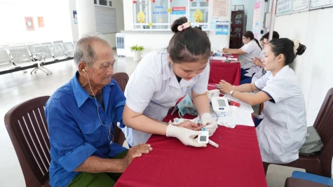 Đồng Tháp: Chi hơn 537 tỷ đồng khám sức khỏe định kỳ và khám sàng lọc miễn phí cho người dân