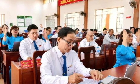HĐND phường Mỹ Phong: Thông qua 5 Nghị quyết quan trọng