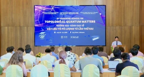 Int'l scientists gather at 2nd advanced school on topological quantum matters in Gia Lai
