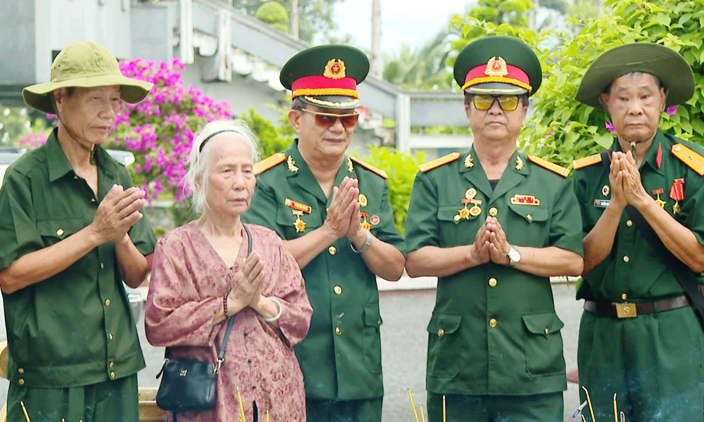 Cuộc hẹn tháng Bảy, nơi nghĩa tình còn mãi