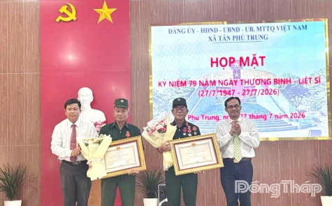 Xã Tân Phú Trung: Họp mặt kỷ niệm 79 năm Ngày Thương binh - Liệt sĩ