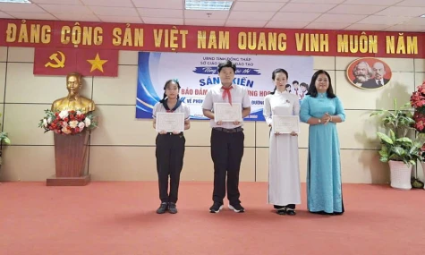 Cuộc thi "Sáng kiến bảo đảm trật tự trường học về phòng, chống bạo lực học đường": Trao thưởng 113 cá nhân xuất sắc